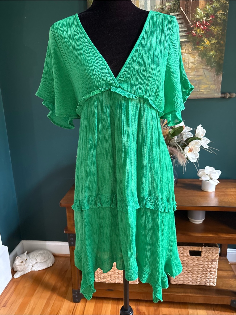 Umgee Emerald Green Asymmetrical Ruffle V‑Neck Dress